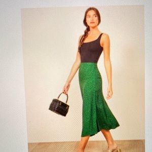 Reformation Bea skirt in Jitterbug